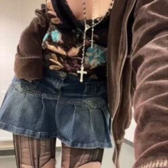 mystery box : thrifted : alt y2k indie grunge - Picture 15 of 16